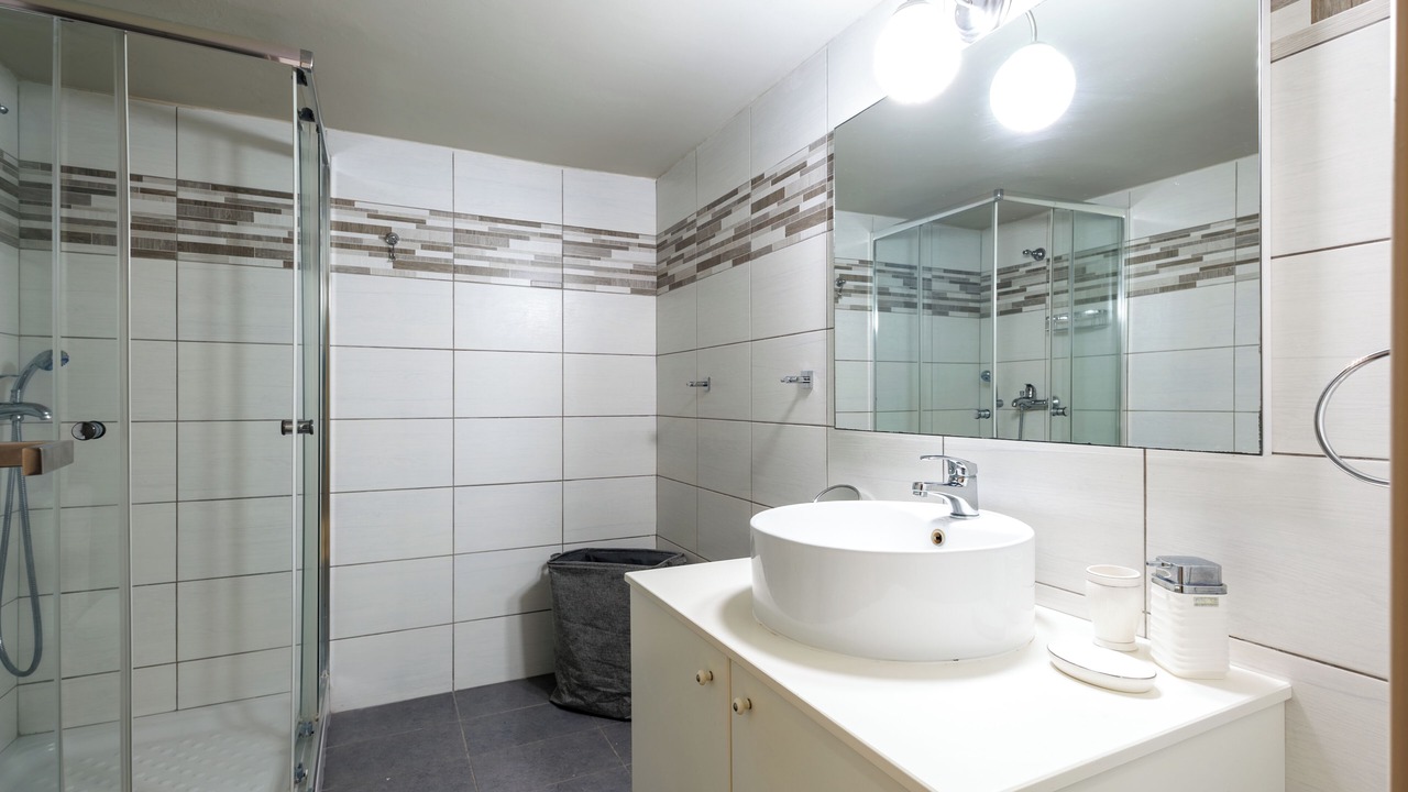 Photo of Bathroom in Ixia