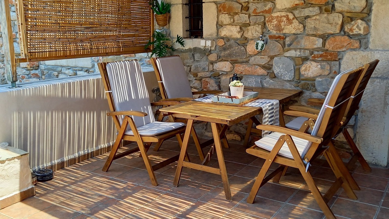Photo of Outdoor in Alika