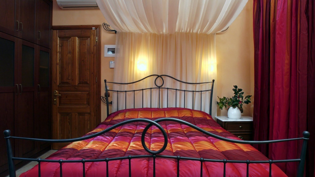 Photo of Bedroom in Mouresi