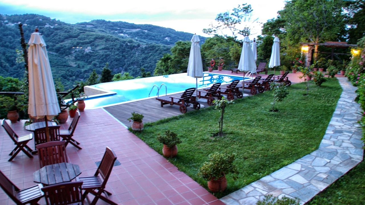 Photo of Outdoor in Mouresi