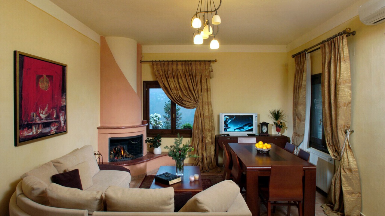Photo of Livingroom in Mouresi