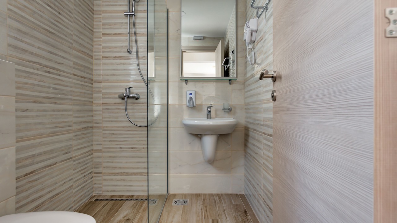 Photo of Bathroom in Maini