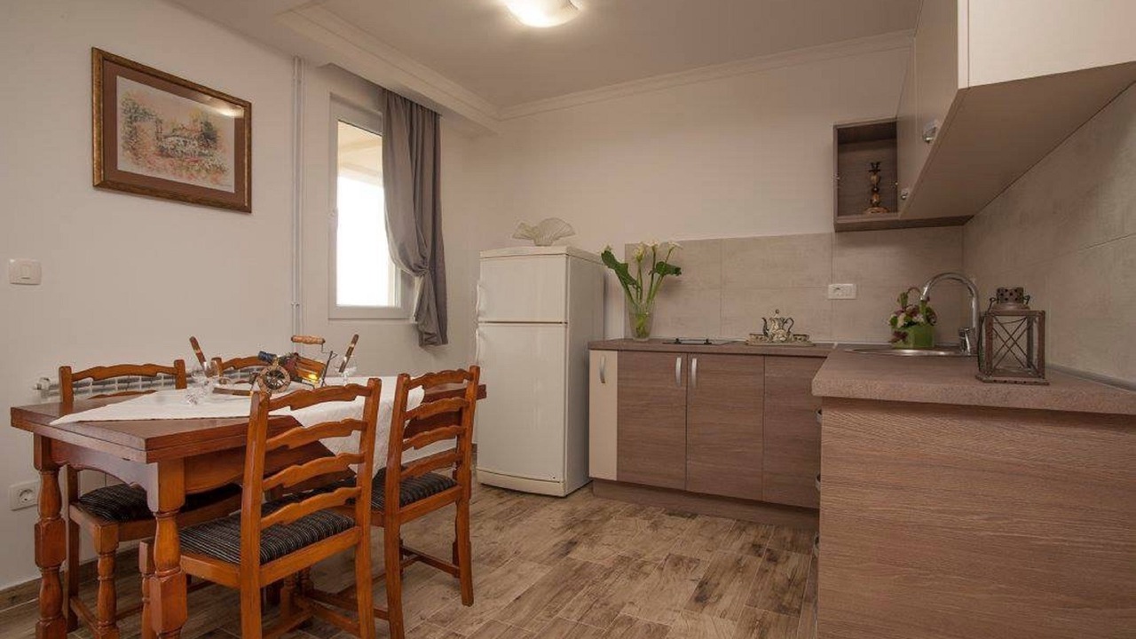 Photo of Kitchen in Petrovac