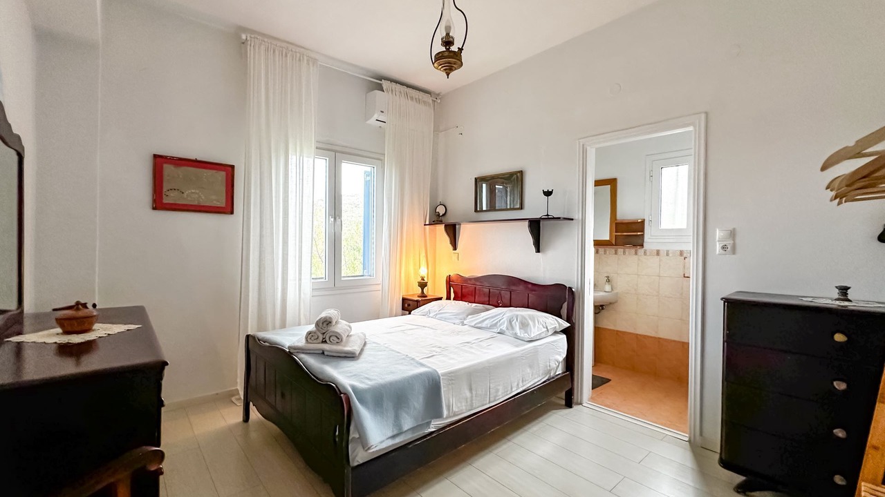 Photo of Bedroom in Leros