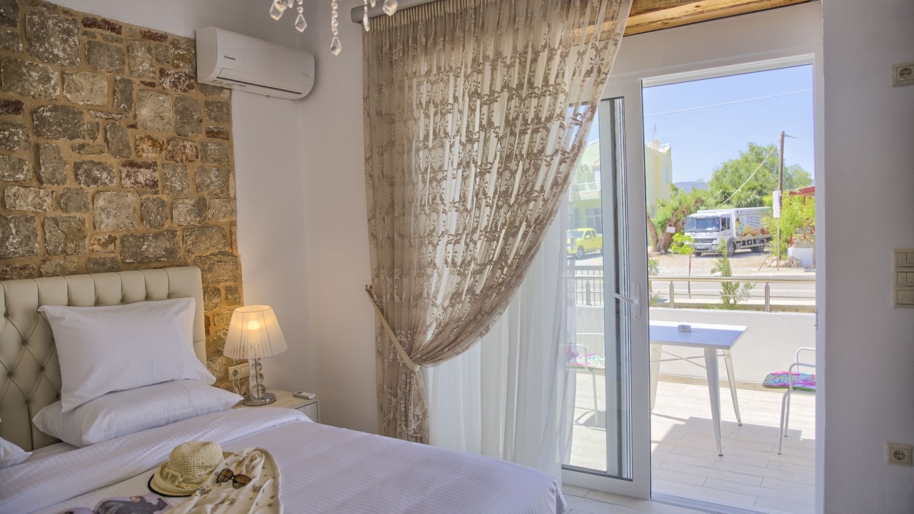 Photo of Bedroom in Haraki