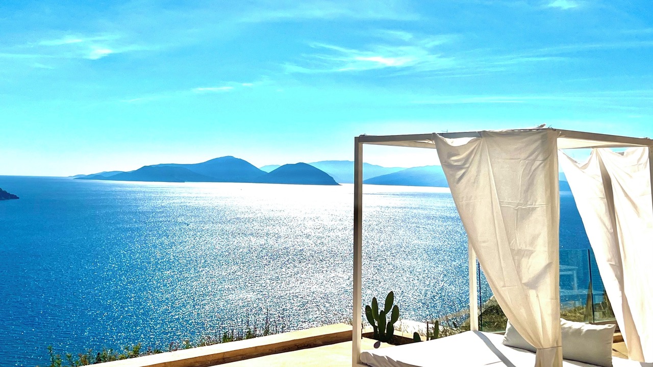 Photo of Outdoor in Evgiros