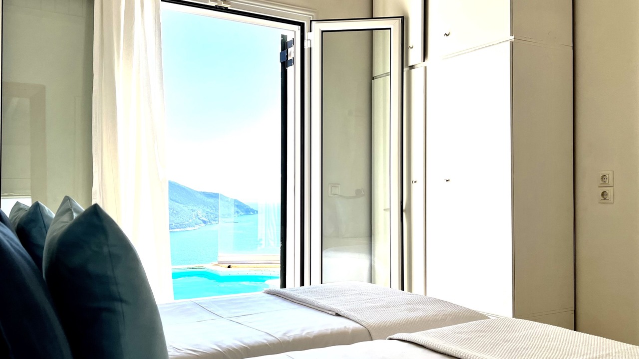 Photo of Bedroom in Evgiros