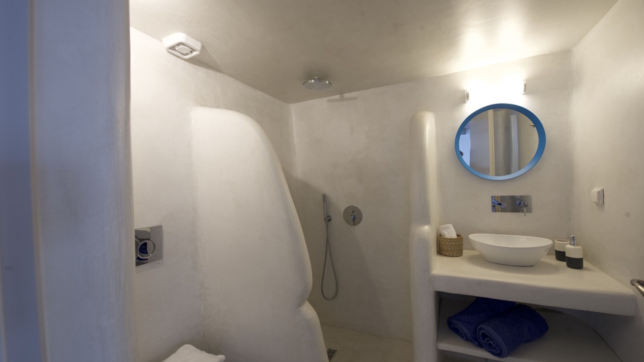 Photo of Bathroom in Oia