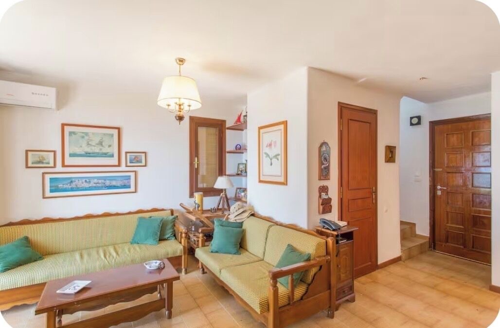 Photo of Livingroom in Agios Emilianos