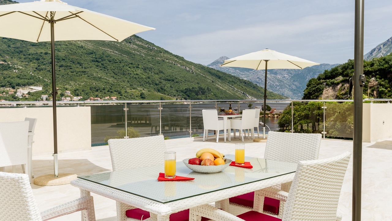 Photo of Outdoor in Lepetane