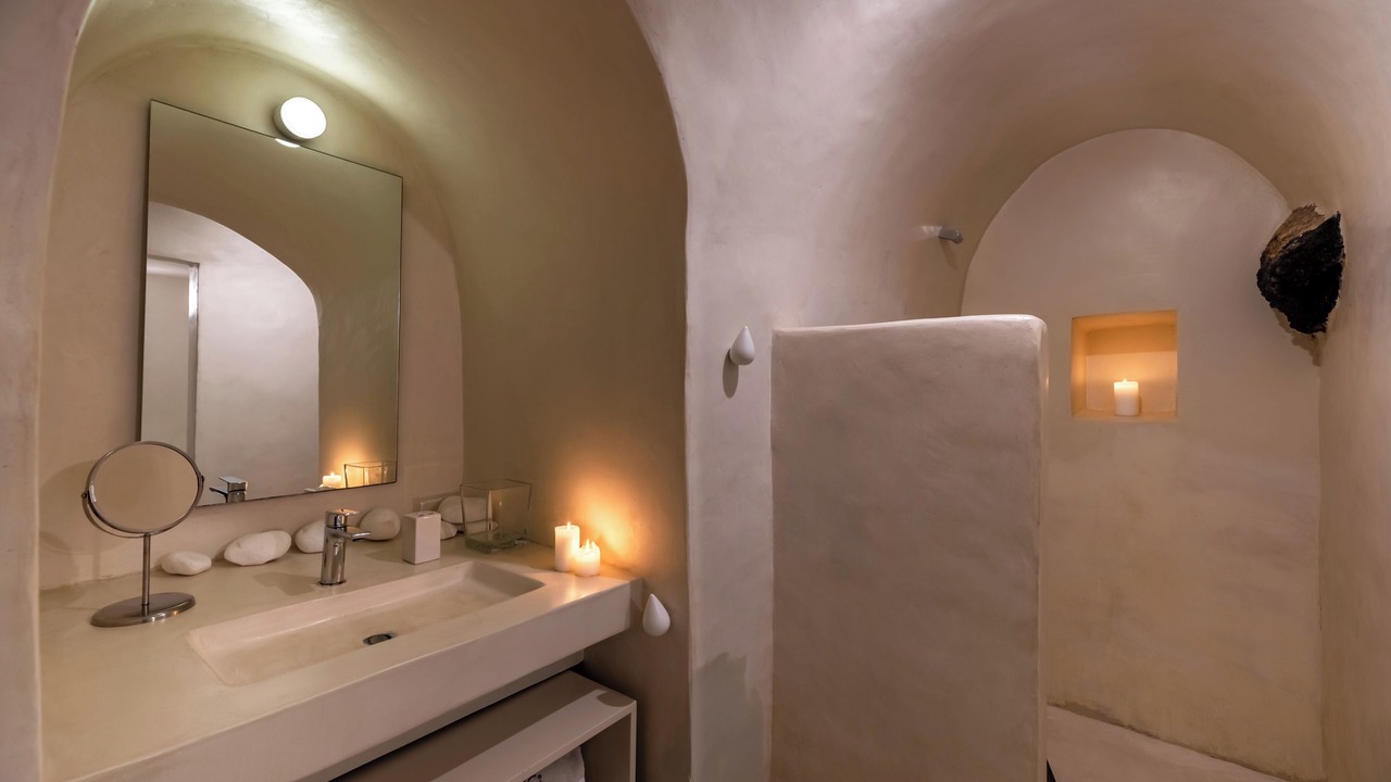 Photo of Bathroom in Oia