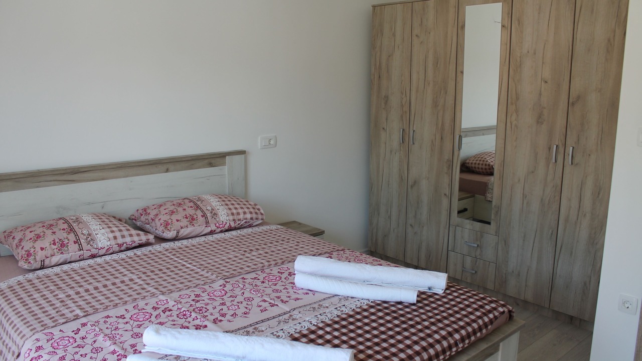 Photo of Bedroom in Maini