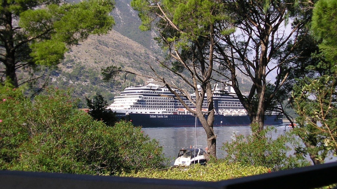 Photo of Others in Kotor