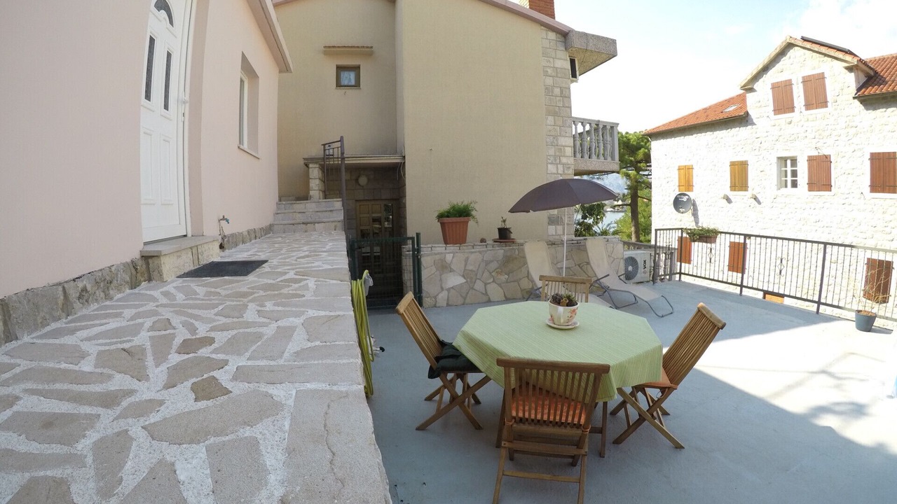 Photo of Outdoor in Prcanj