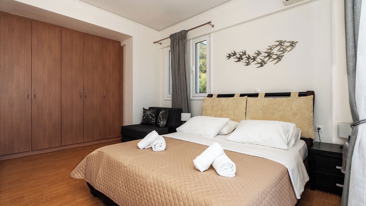 Photo of Bedroom in Evgiros