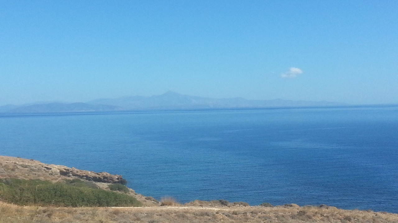 Photo of Others in Kaki Thalassa