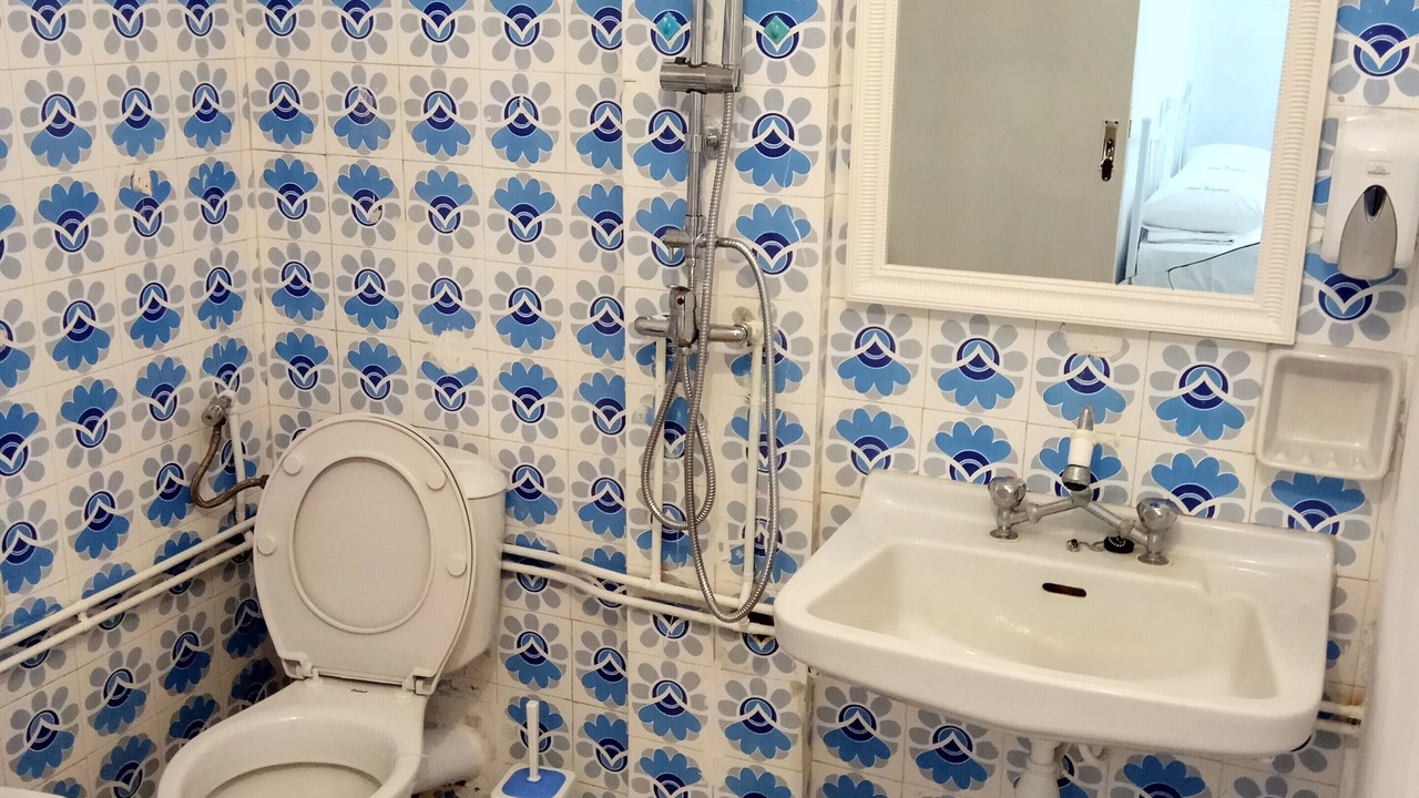 Photo of Bathroom in Ios Town
