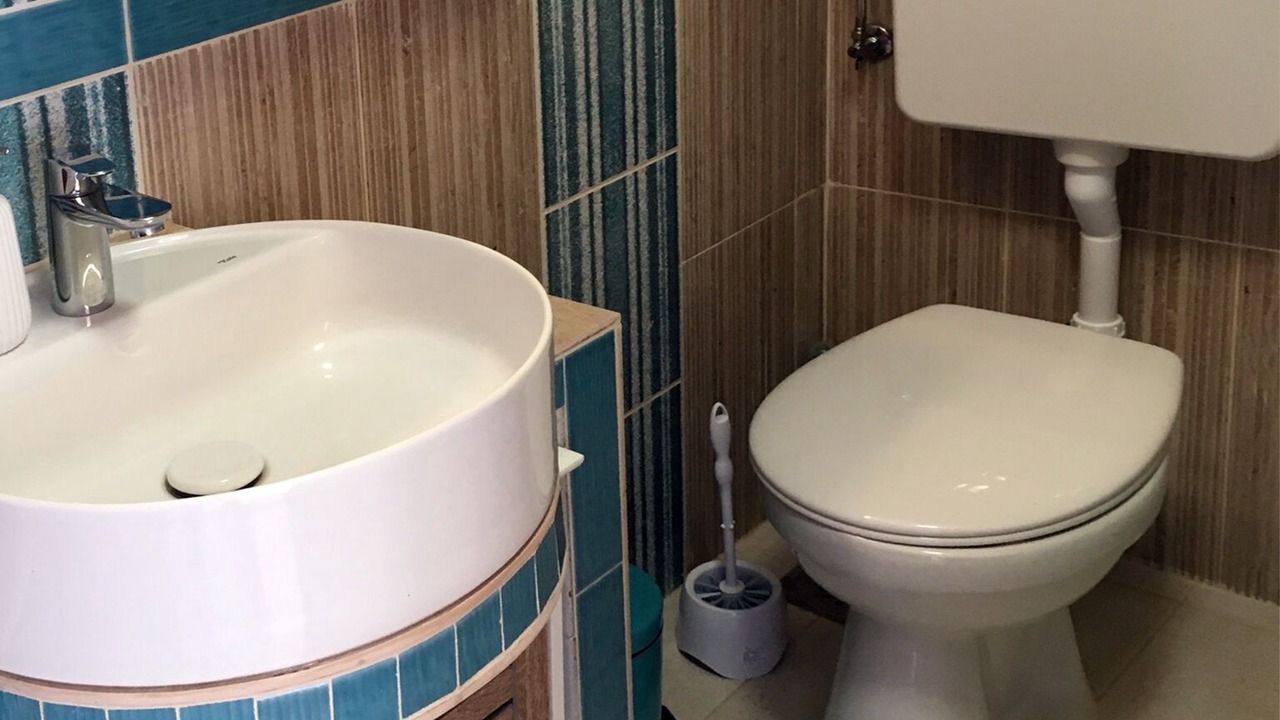 Photo of Bathroom in Igalo