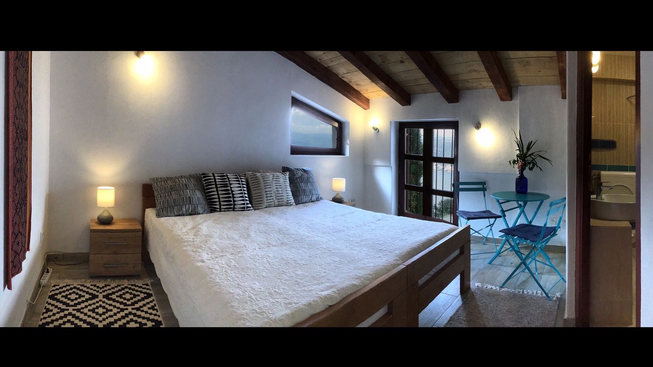 Photo of Bedroom in Igalo