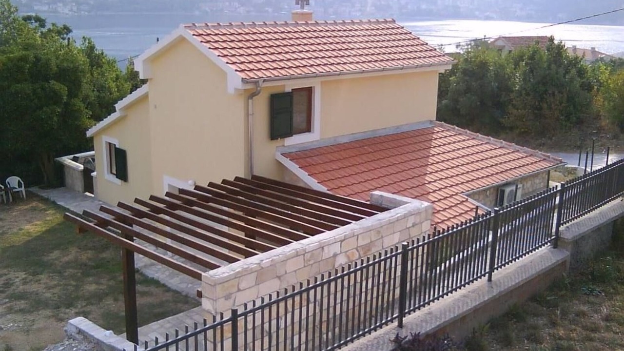 Photo of Outdoor in Prcanj