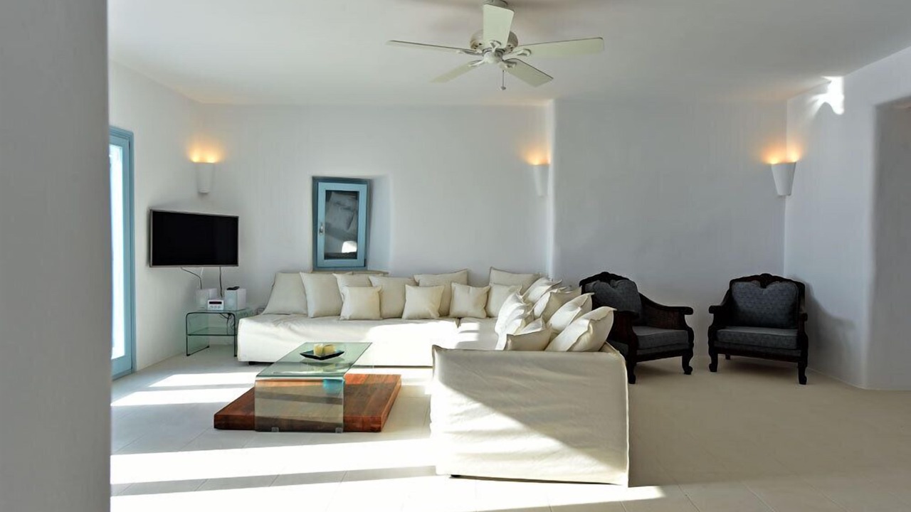 Photo of Livingroom in Nea Cryssi Akti