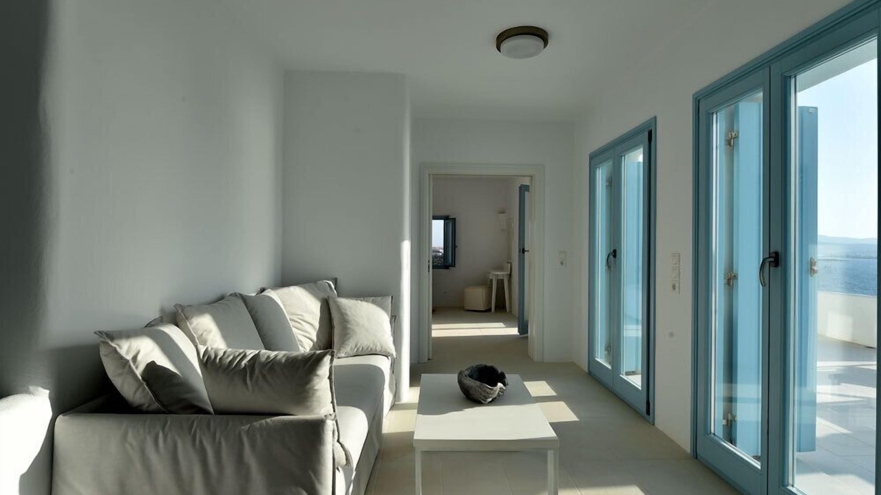 Photo of Livingroom in Nea Cryssi Akti