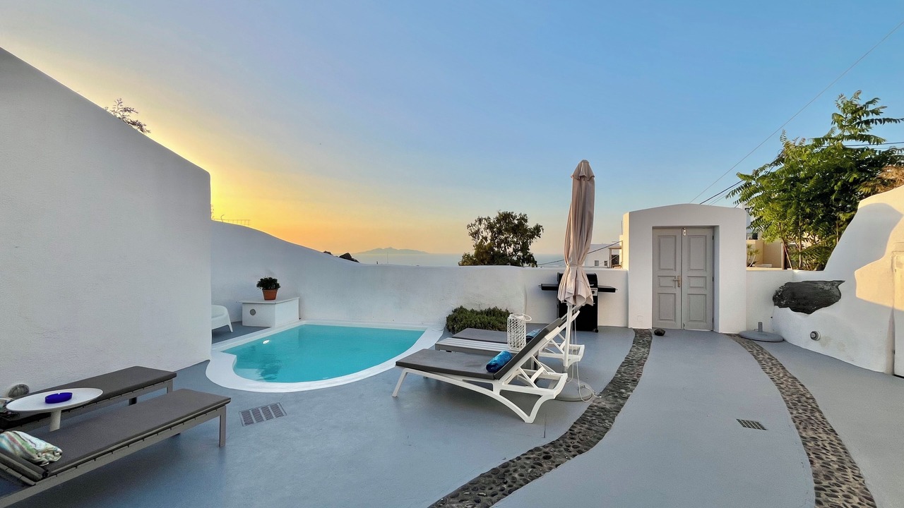 Photo of Outdoor in Fira