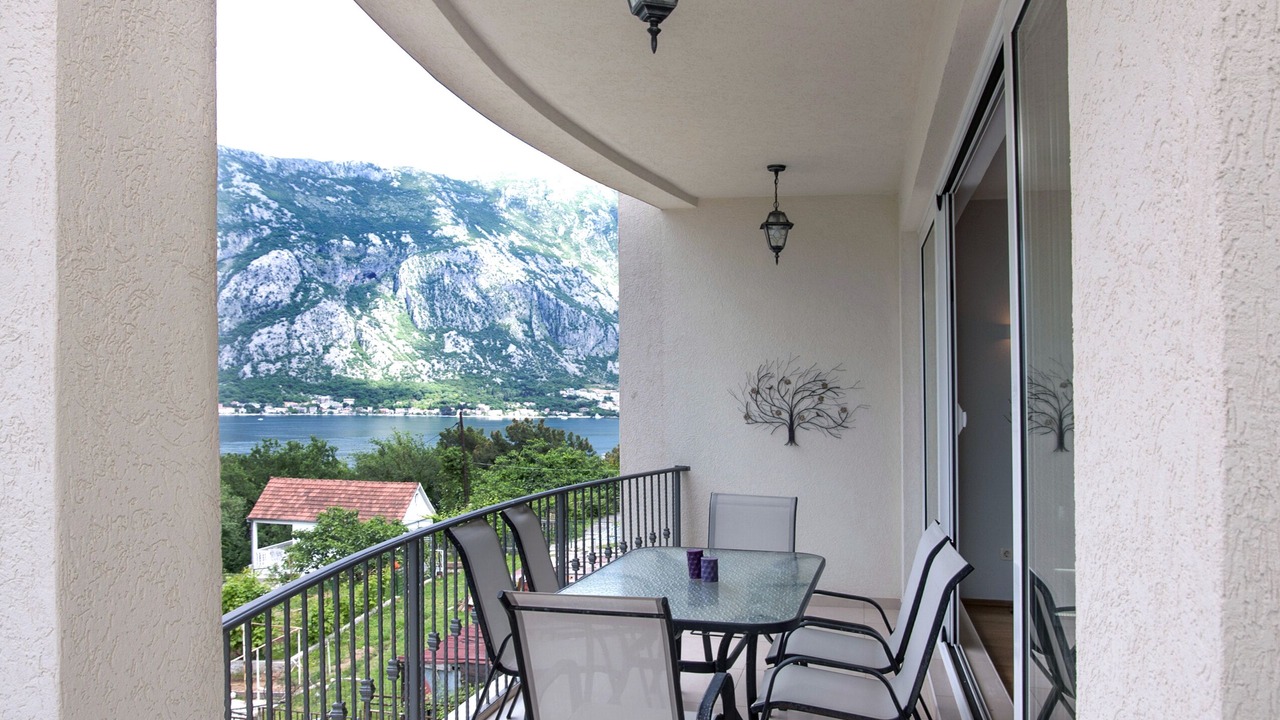 Photo of Outdoor in Prcanj