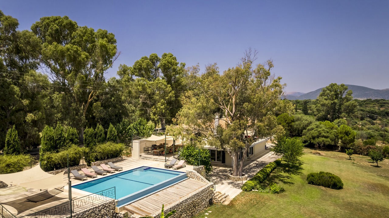 Photo of Outdoor in Leivathos