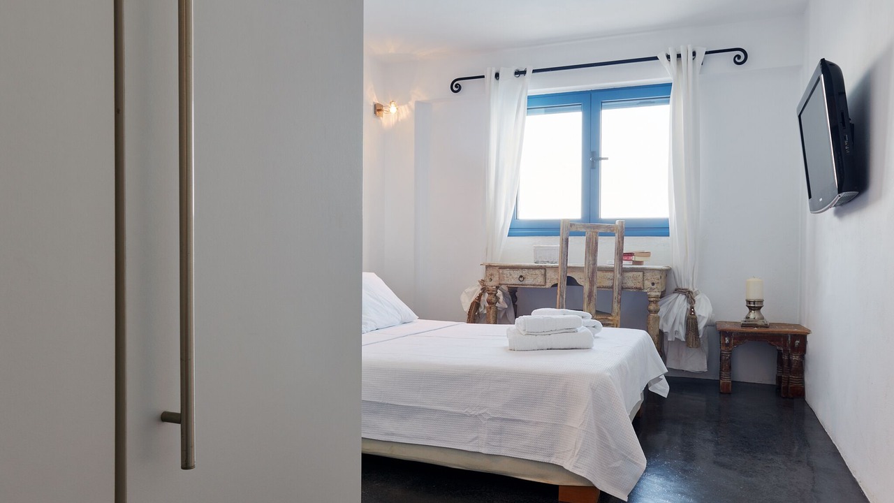 Photo of Bedroom in Kea