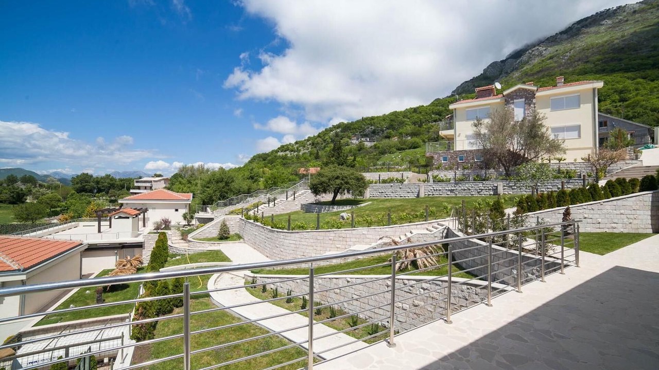 Photo of Outdoor in Mirac