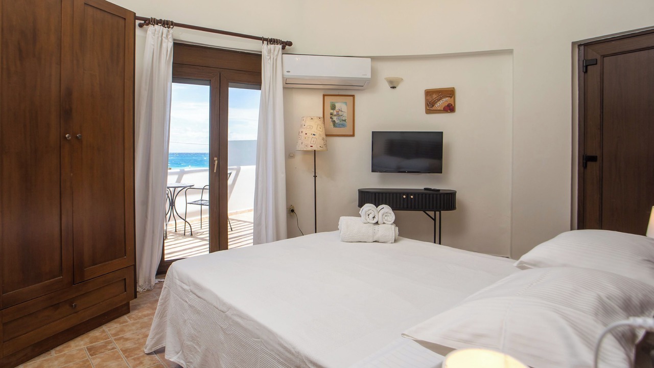 Photo of Bedroom in Ialyssos
