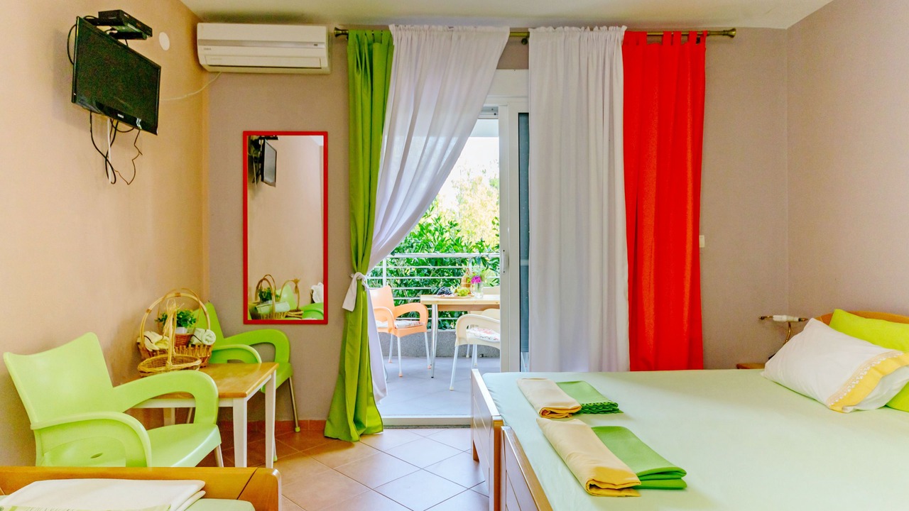 Photo of Bedroom in Sutomore