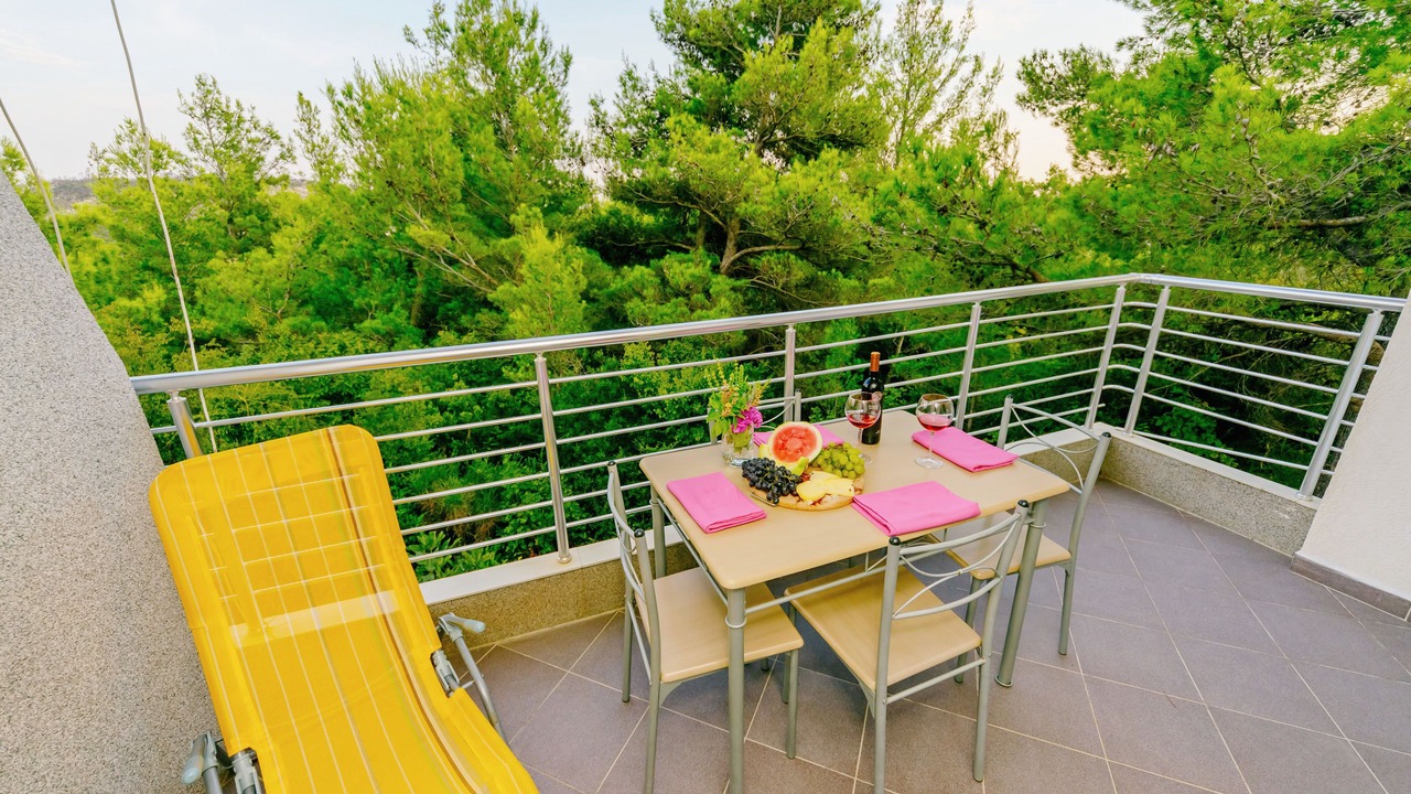 Photo of Outdoor in Sutomore