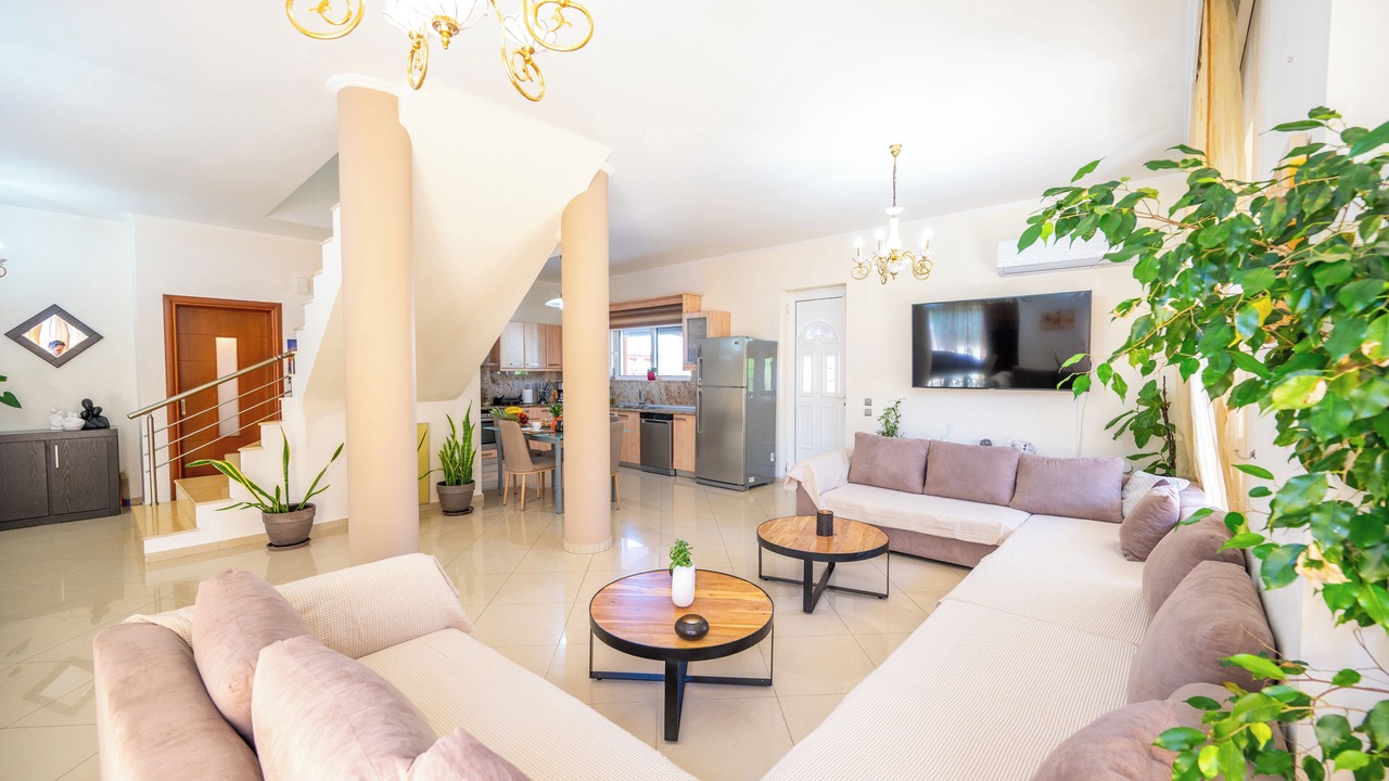 Photo of Livingroom in Ialyssos