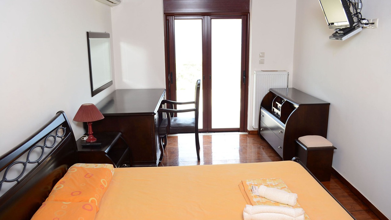 Photo of Bedroom in Koutsoupia