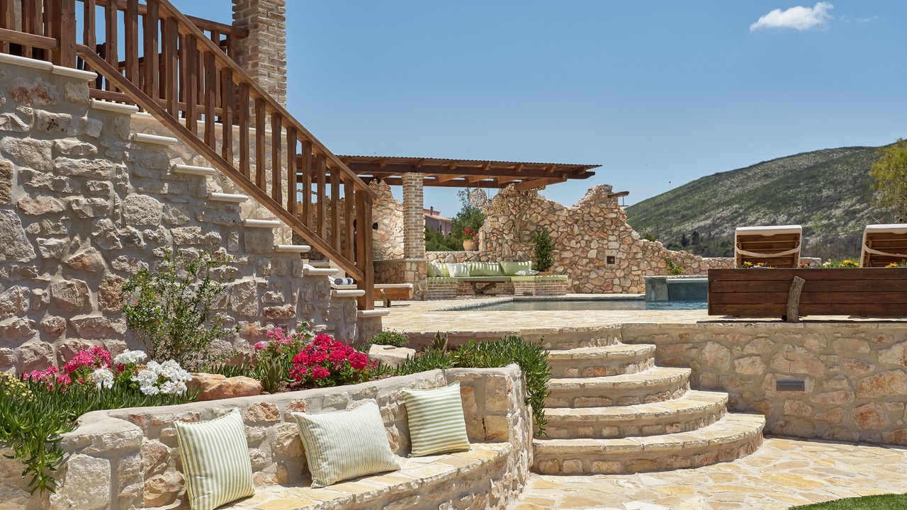 Photo of Outdoor in Anafonitria