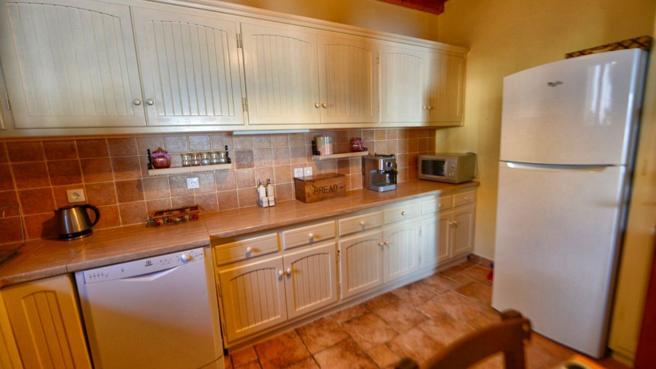 Photo of Kitchen in Pirgi