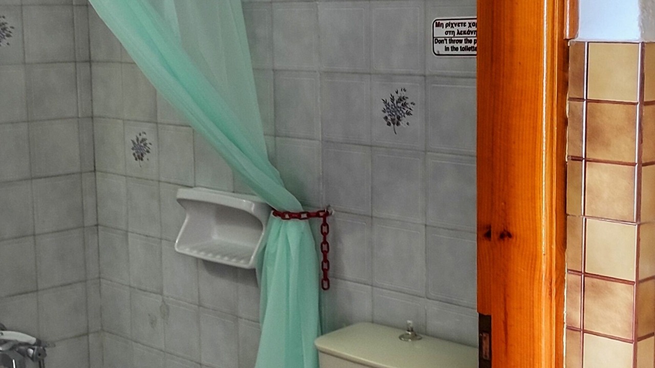 Photo of Bathroom in Agios Ioannis Peristeron