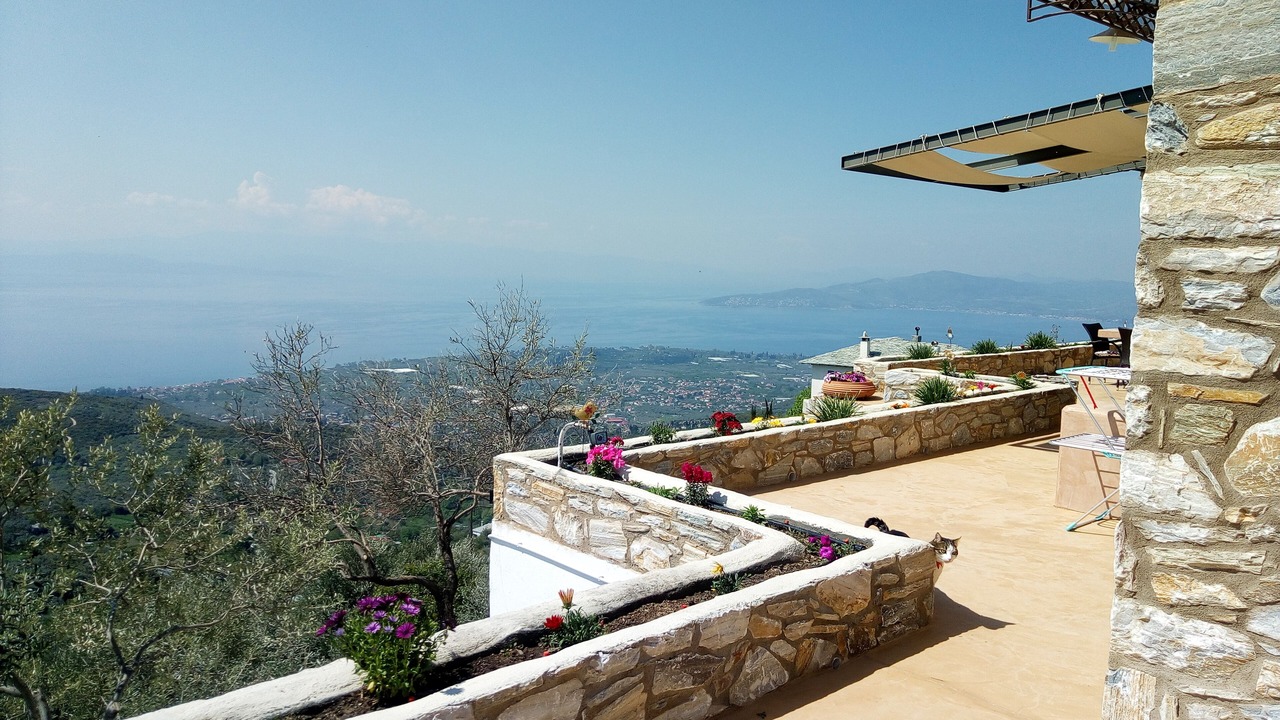 Photo of Patio Balcony in Agios Georgios Nilias