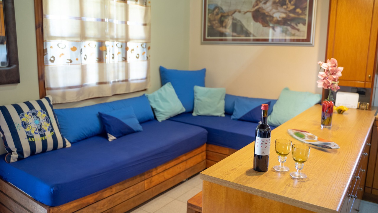 Photo of Livingroom in Theologos