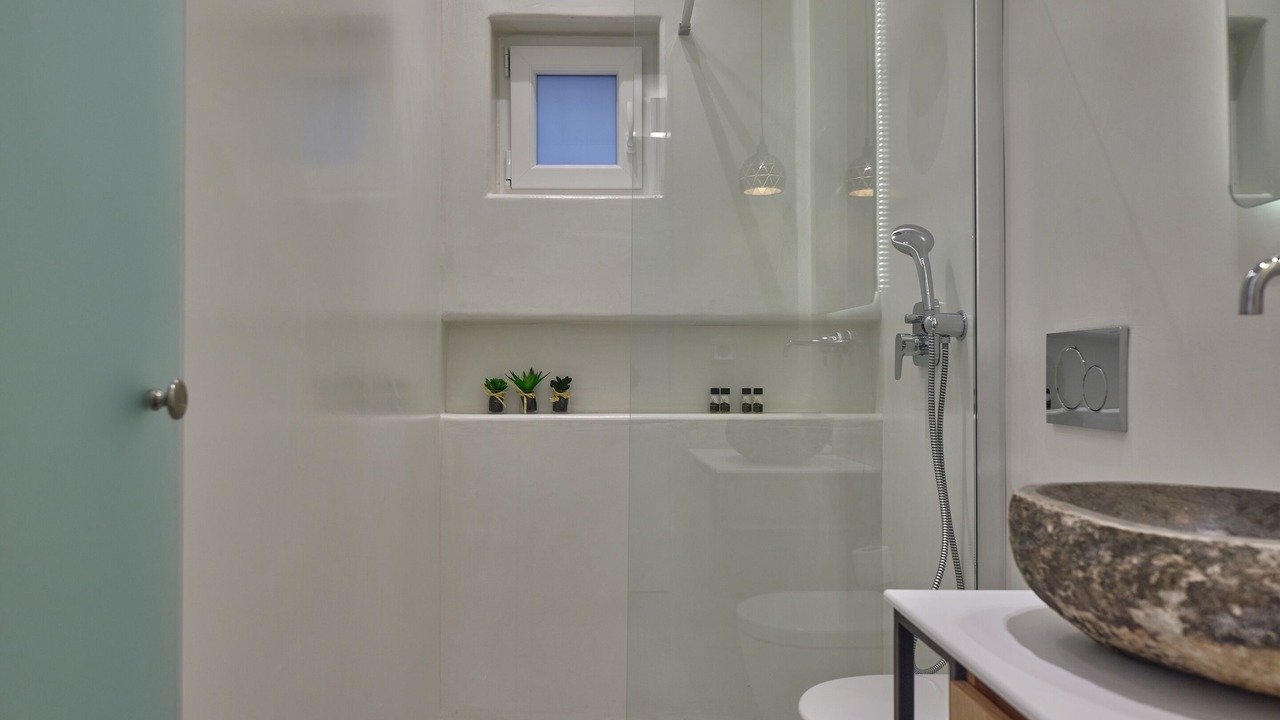 Photo of Bathroom in Parikia
