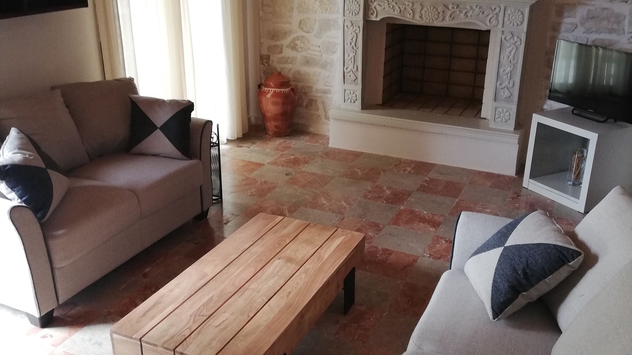 Photo of Livingroom in Mpogdanatika