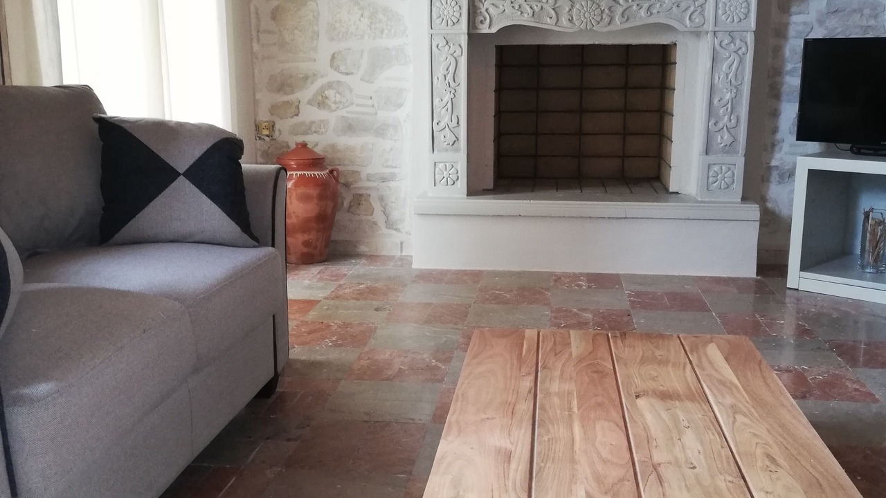 Photo of Livingroom in Mpogdanatika