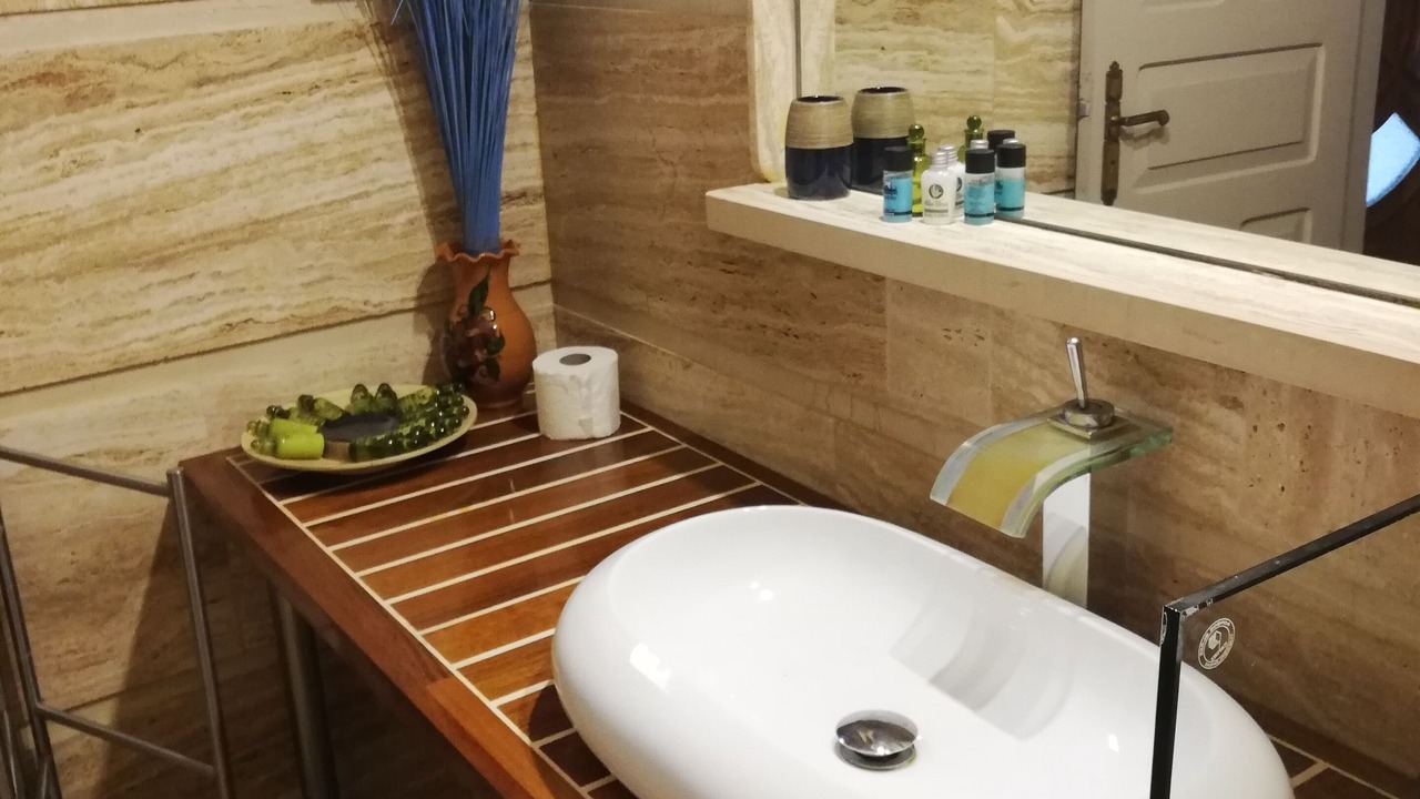 Photo of Bathroom in Mpogdanatika