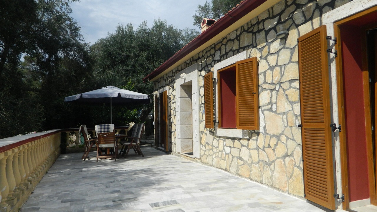 Photo of Outdoor in Mpogdanatika