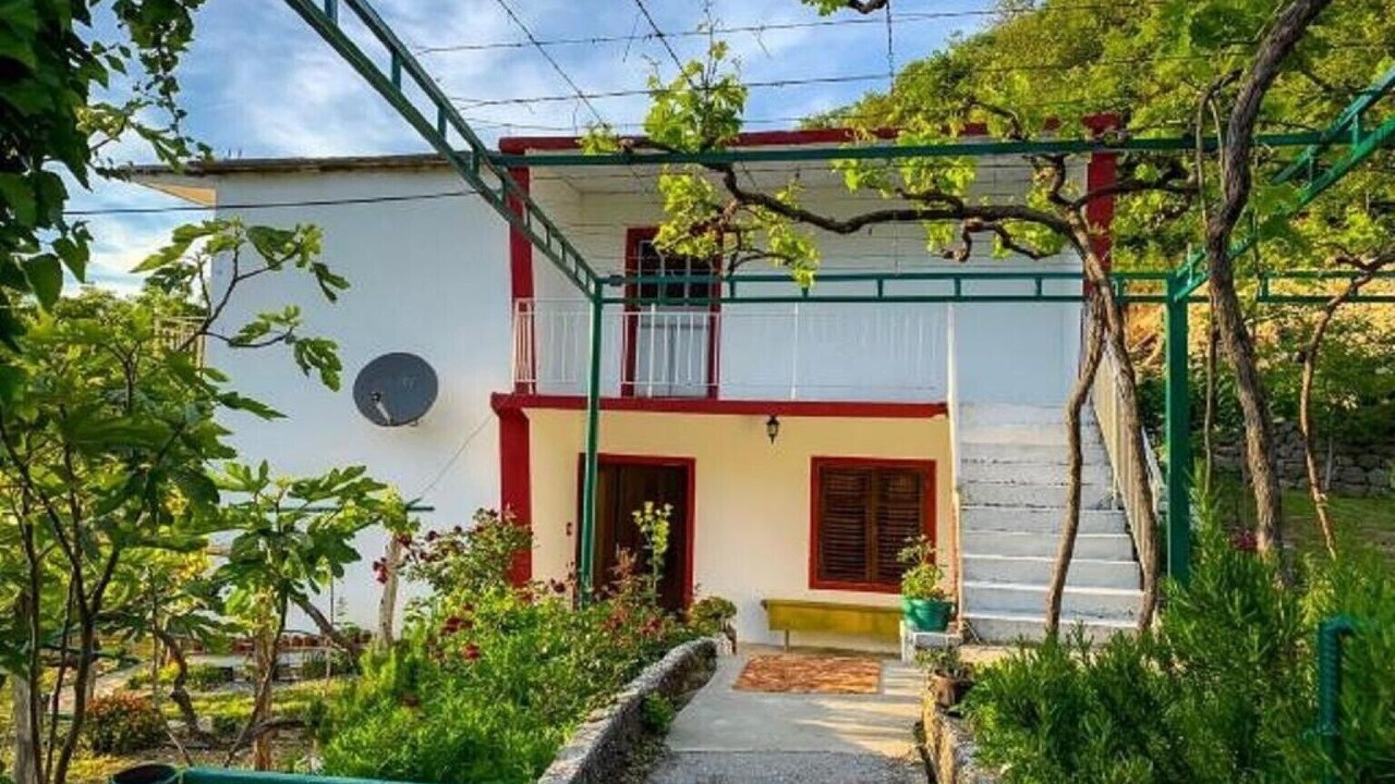 Photo of Outdoor in Limljani