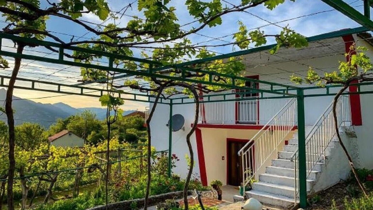 Photo of Outdoor in Limljani