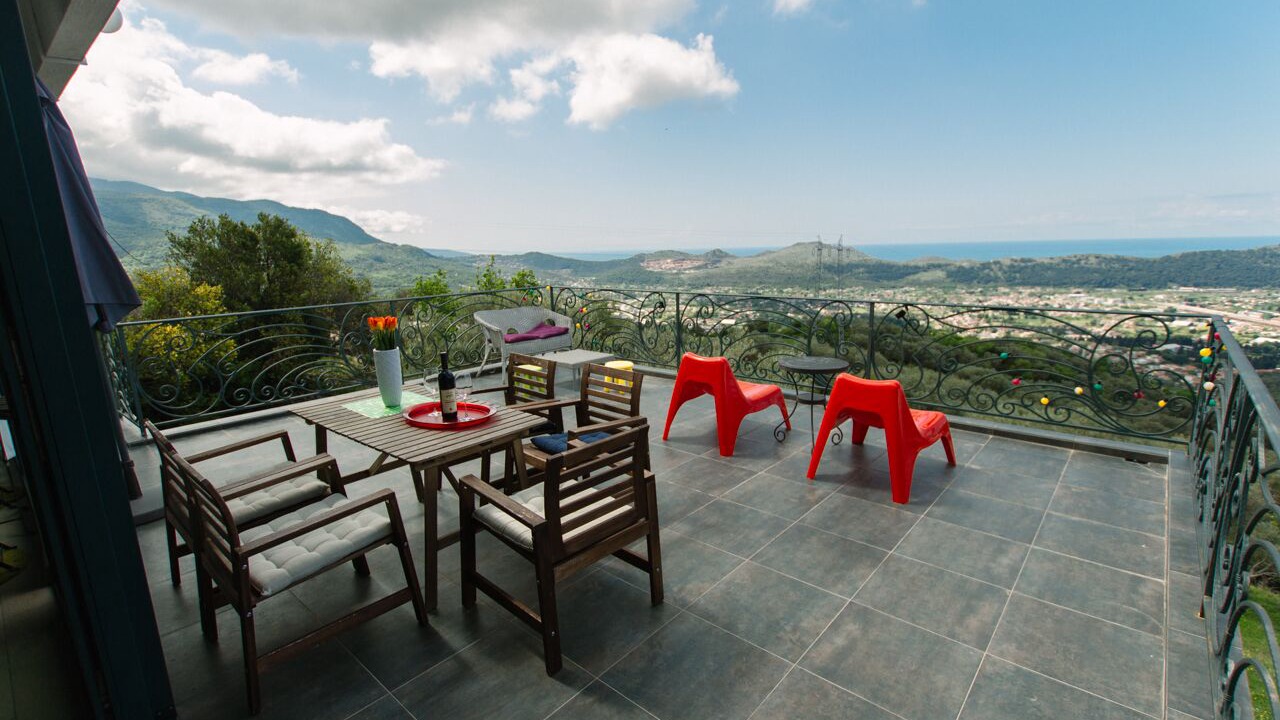 Photo of Outdoor in Bar