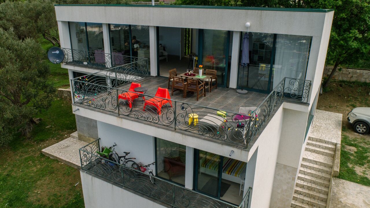 Photo of Outdoor in Bar